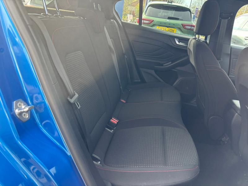 Used Ford Focus 2022 for sale - 76984838: Photo 12