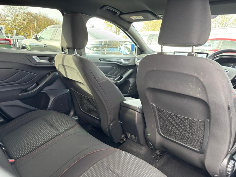 Used Ford Focus 2022 for sale - 76984838: Photo 13