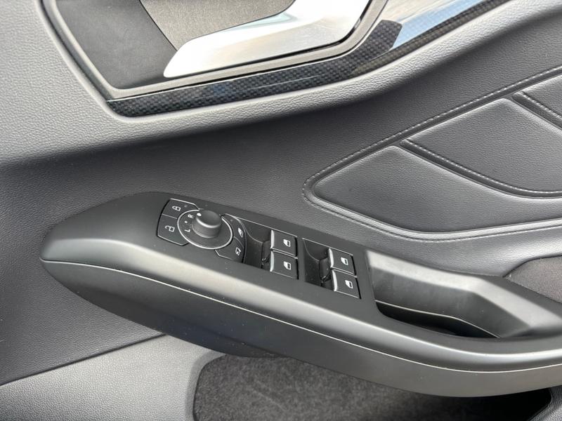 Used Ford Focus 2022 for sale - 76984838: Photo 31