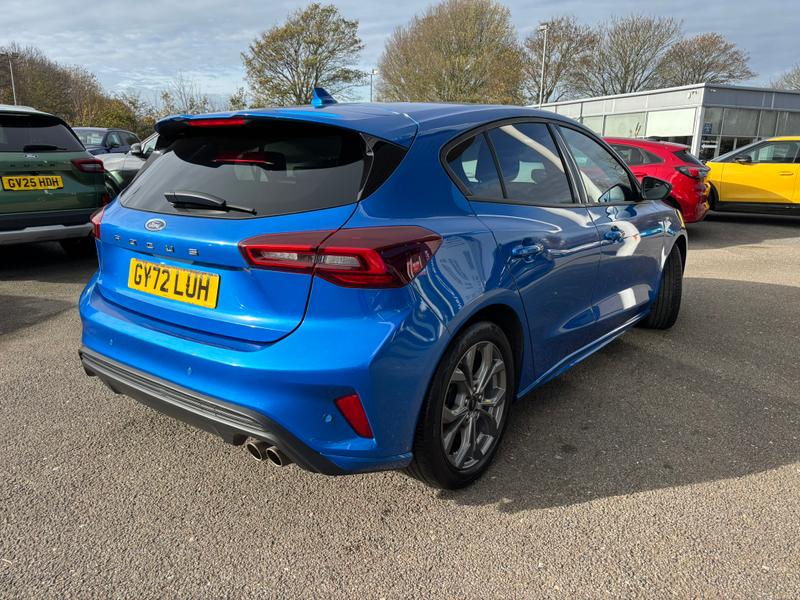 Used Ford Focus 2022 for sale - 76984838: Photo 9