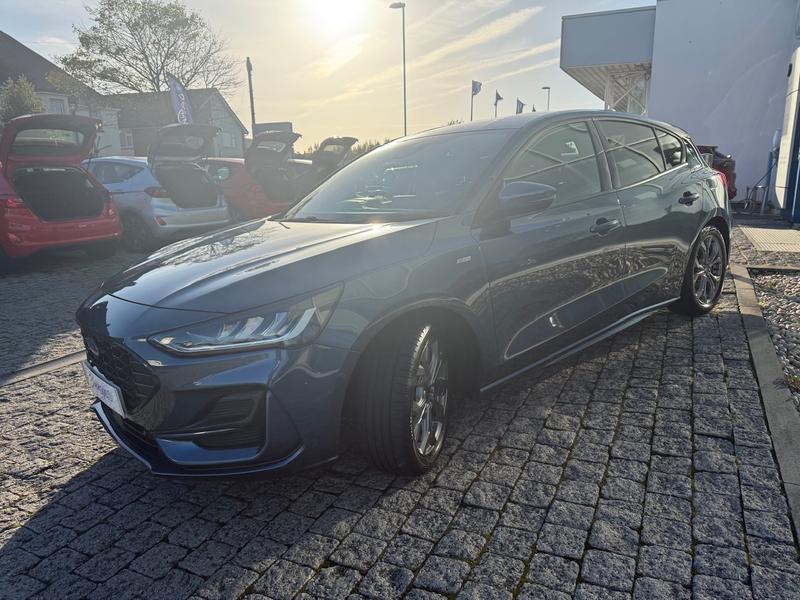 Used Ford Focus 2022 for sale - 76101775: Photo 3