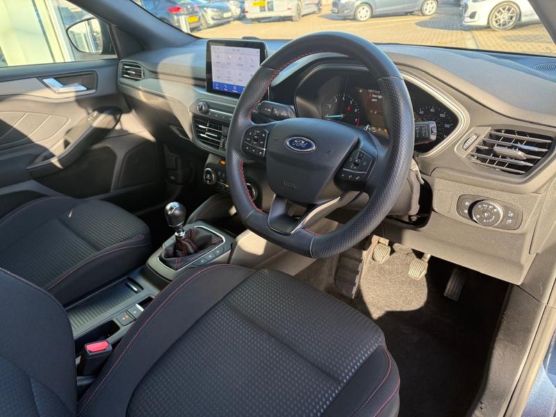 Used Ford Focus 2022 for sale - 76101775: Photo 34