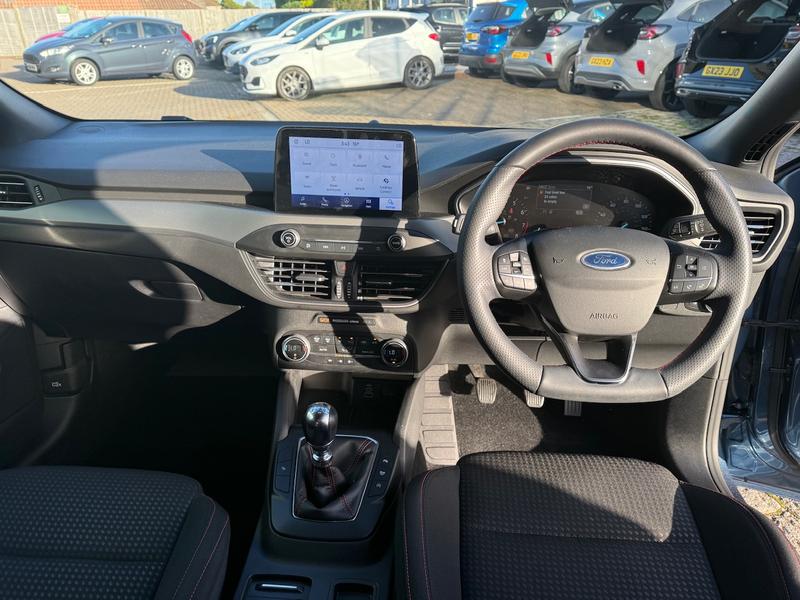 Used Ford Focus 2022 for sale - 76101775: Photo 35