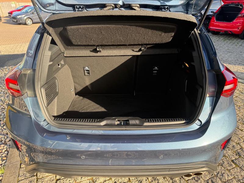 Used Ford Focus 2022 for sale - 76101775: Photo 4