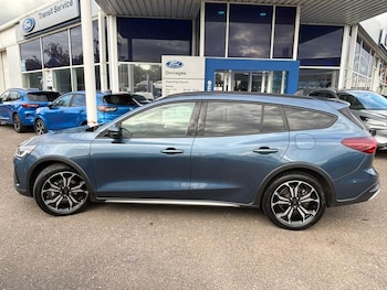 Used Ford Focus 2024 for sale - 76797106: Photo