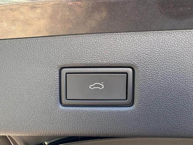 Used Ford Explorer 2024 for sale - 76036202: Photo 18