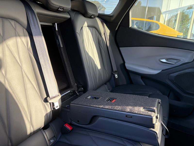 Used Ford Explorer 2024 for sale - 76036202: Photo 19