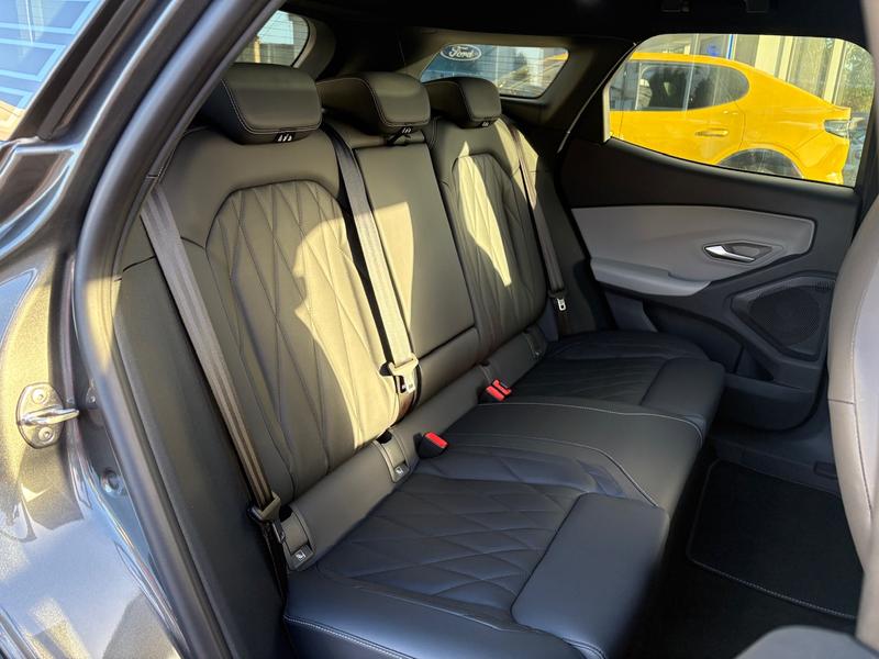 Used Ford Explorer 2024 for sale - 76036202: Photo 21