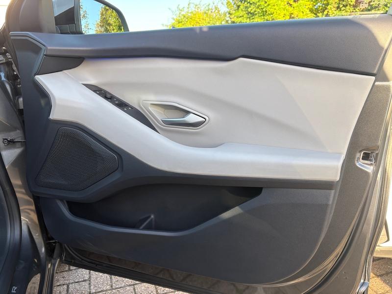 Used Ford Explorer 2024 for sale - 76036202: Photo 44