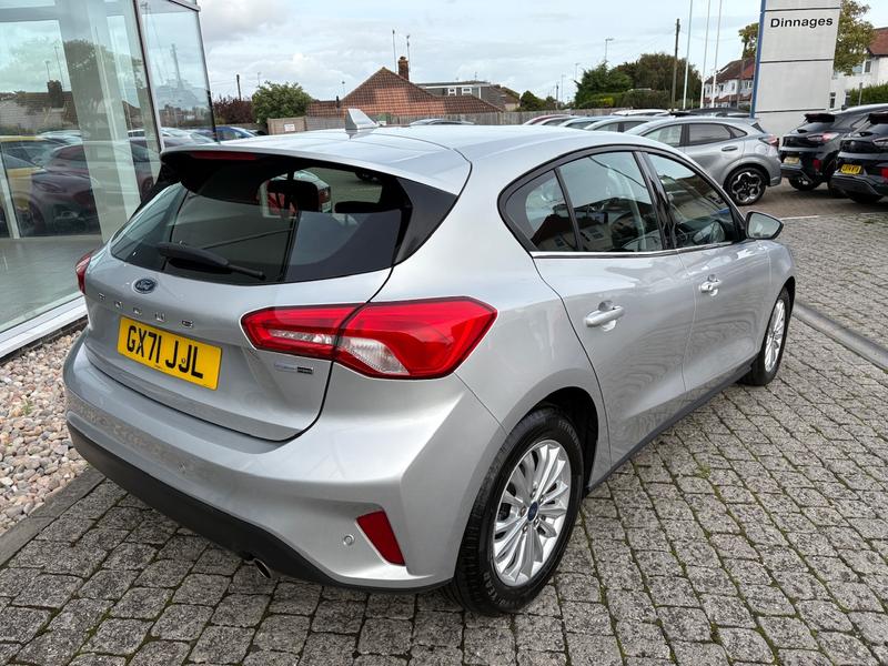 Used Ford Focus 2021 for sale - 76631271: Photo 3