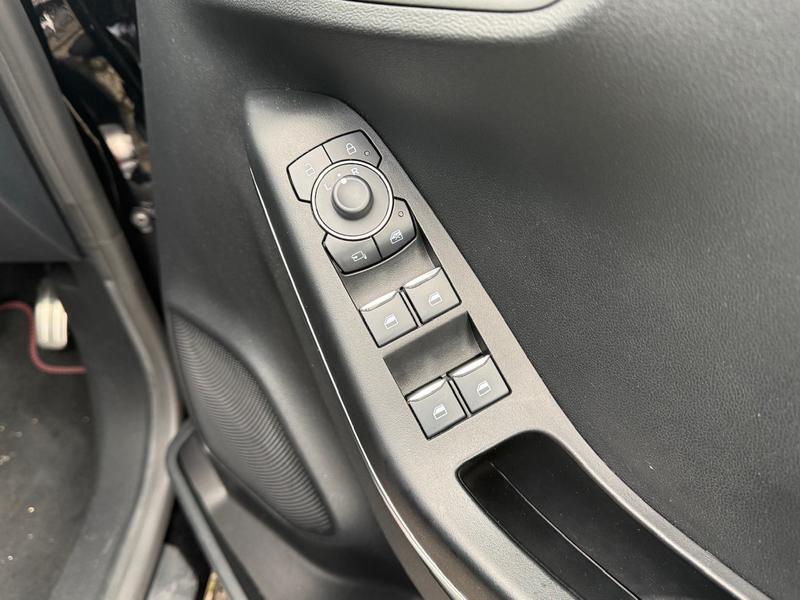 Used Ford Puma 2023 for sale - 76603342: Photo 16