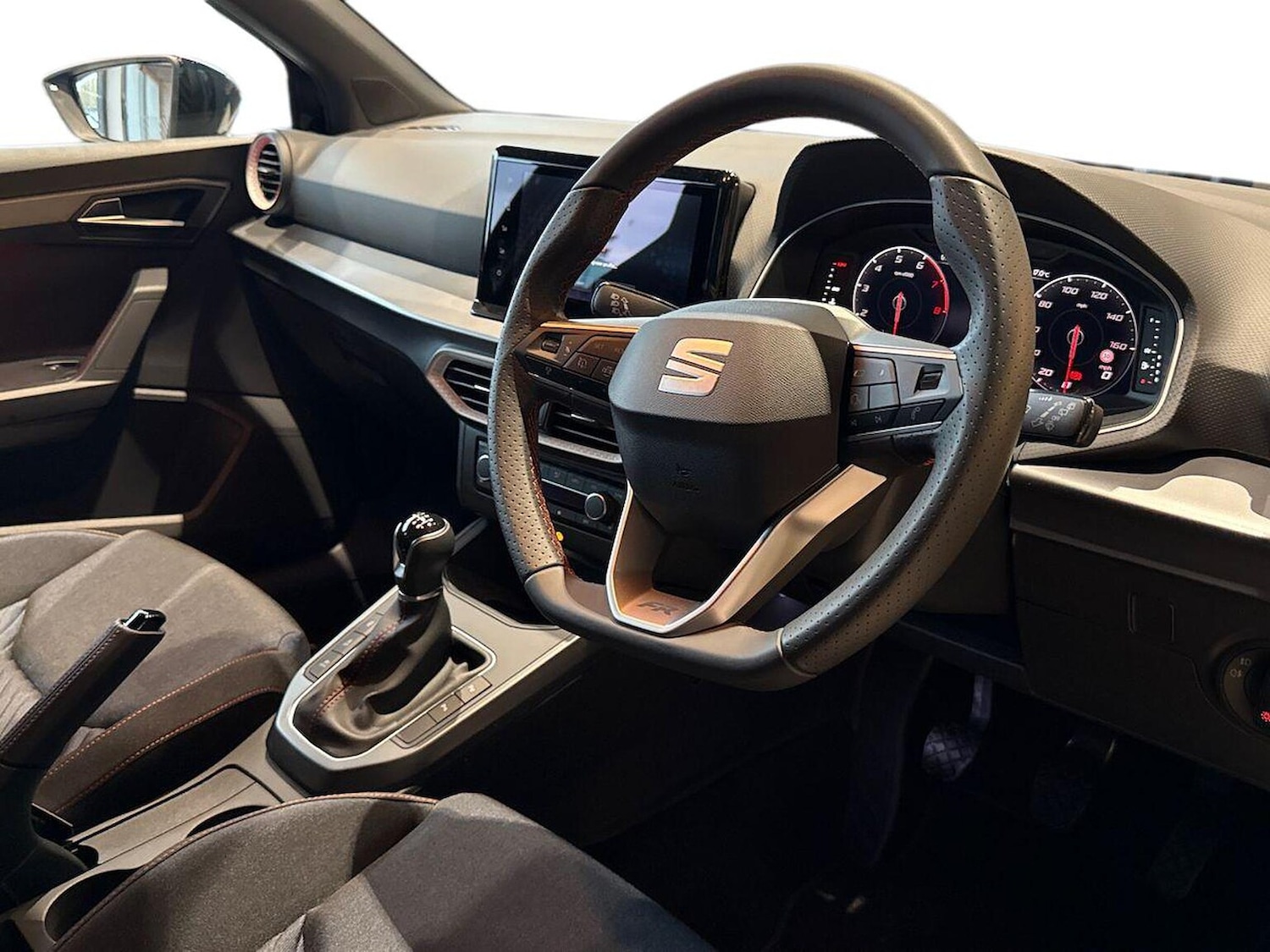 Used SEAT Arona 2025 for sale - 76918942: Photo 15