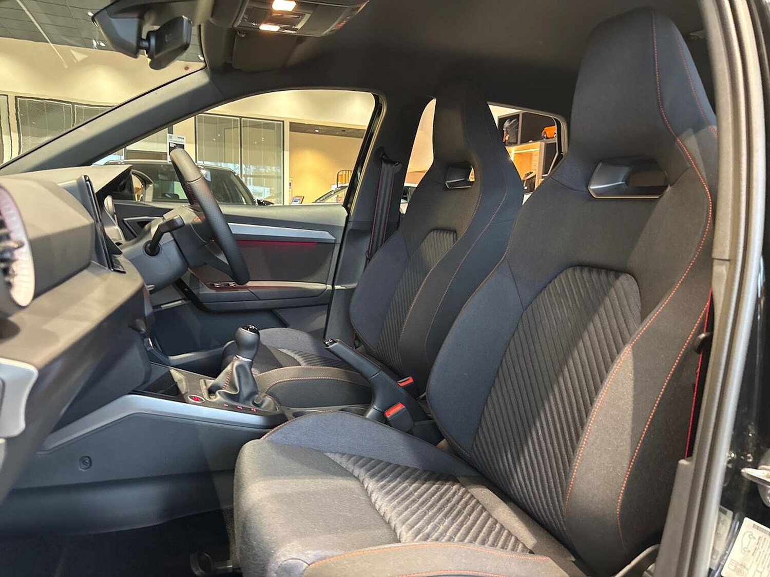 Used SEAT Arona 2025 for sale - 76918942: Photo 32