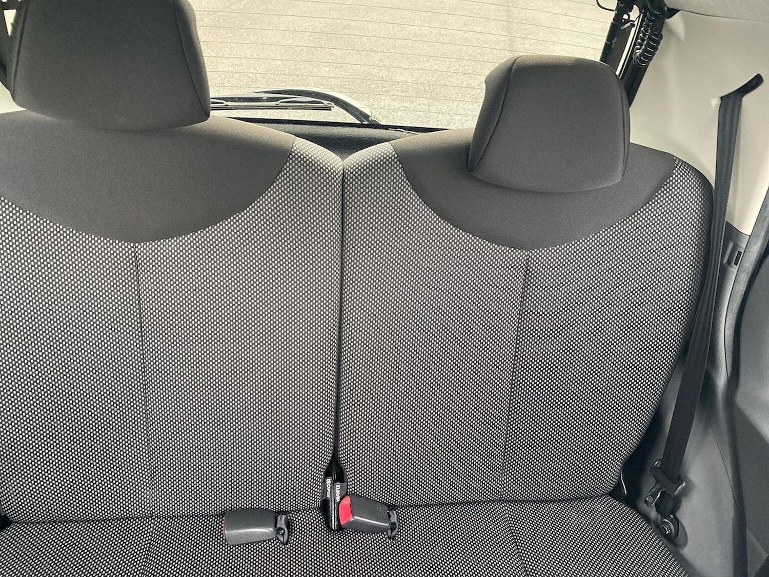 Used Toyota AYGO 2011 for sale - 78193189: Photo 17