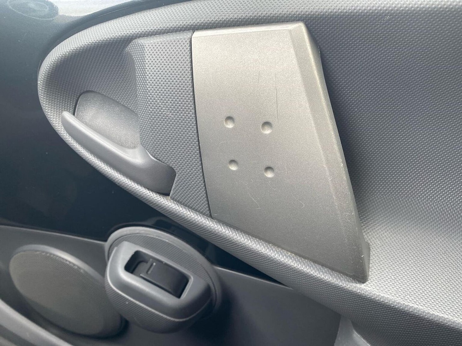 Used Toyota AYGO 2011 for sale - 78193189: Photo 22