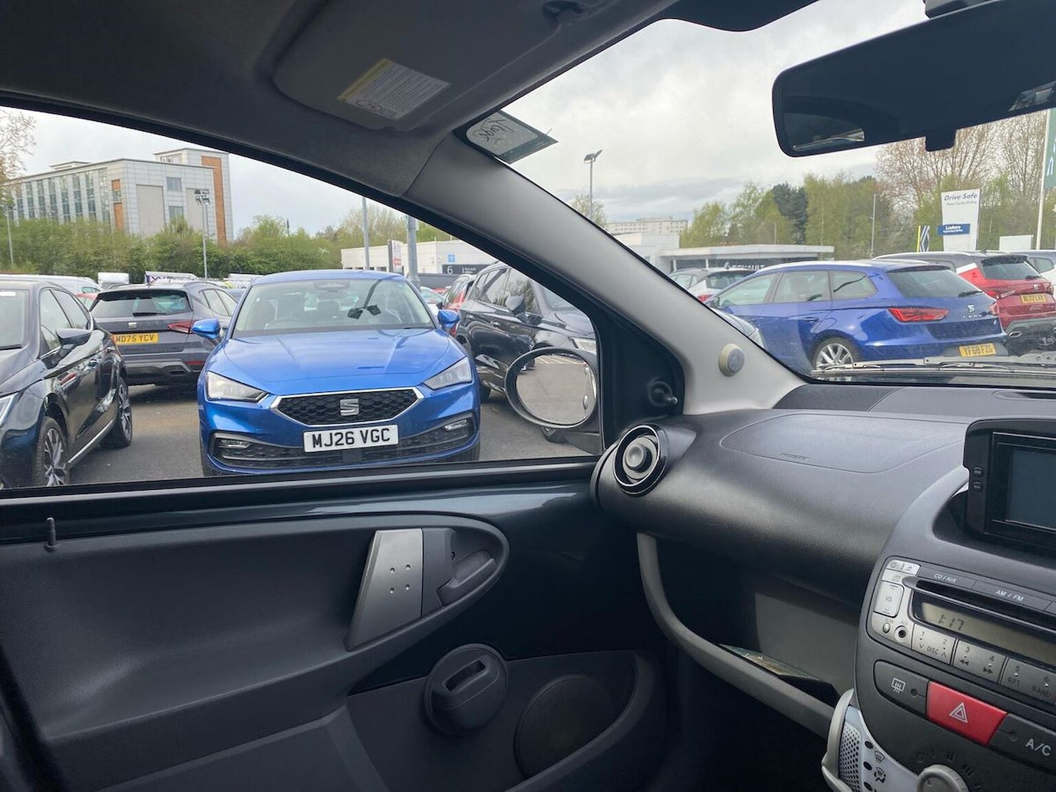 Used Toyota AYGO 2011 for sale - 78193189: Photo 25