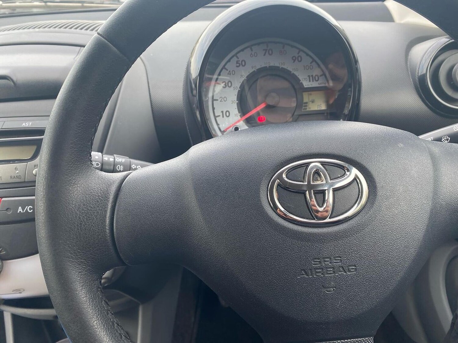 Used Toyota AYGO 2011 for sale - 78193189: Photo 28