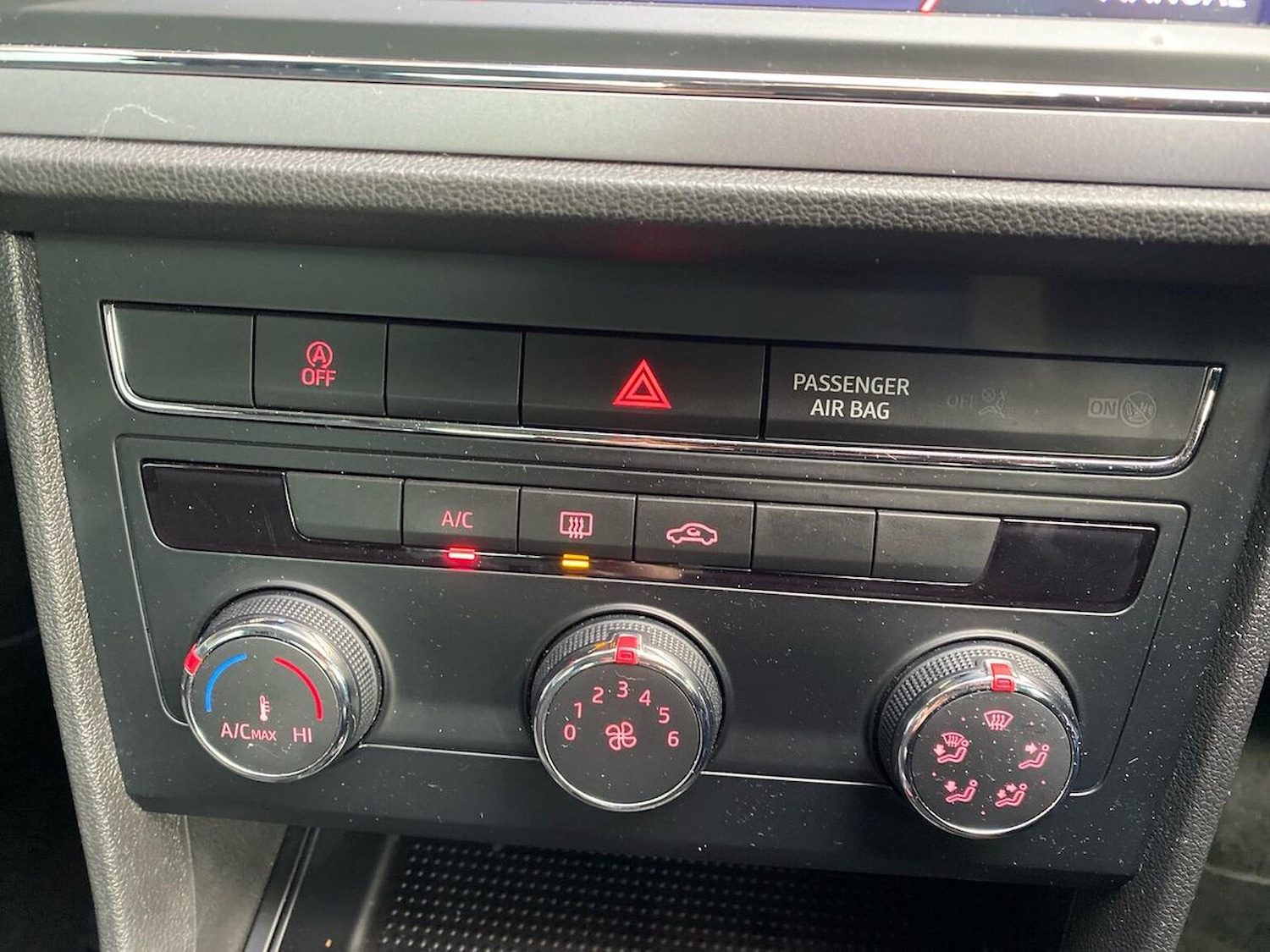 Used SEAT Leon 2017 for sale - 76763438: Photo 12