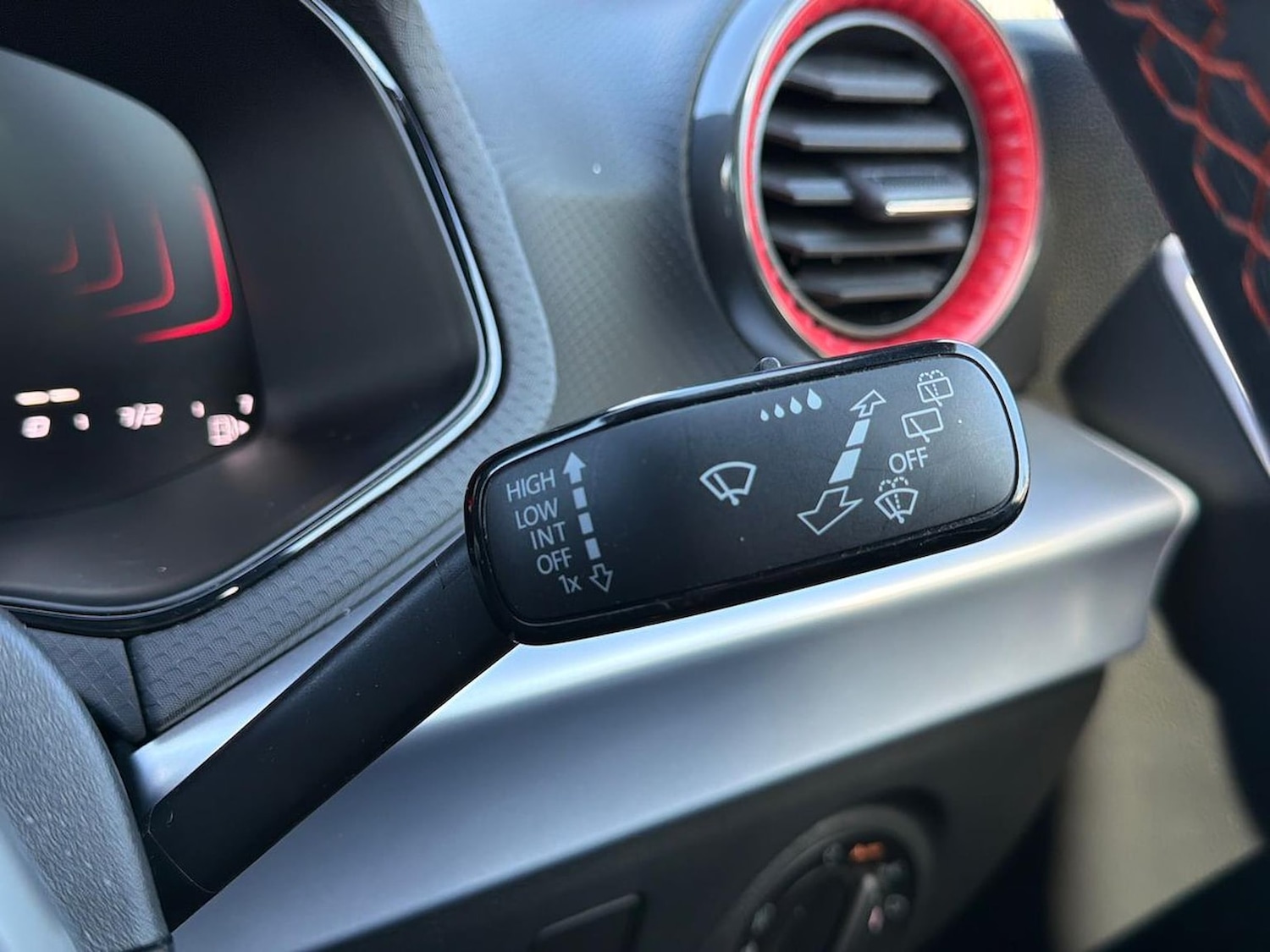 Used SEAT Arona 2024 for sale - 78193170: Photo 28