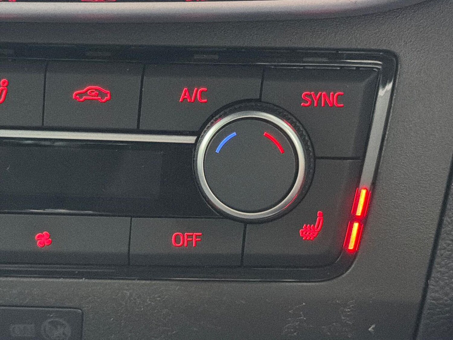 Used SEAT Arona 2026 for sale - 77845379: Photo 25