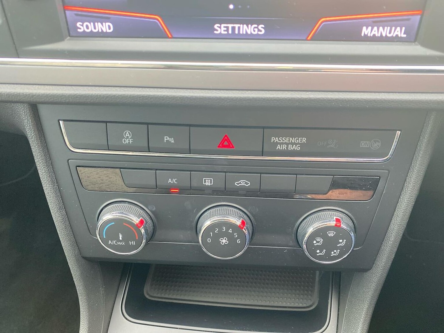 Used SEAT Leon 2019 for sale - 76598907: Photo 12