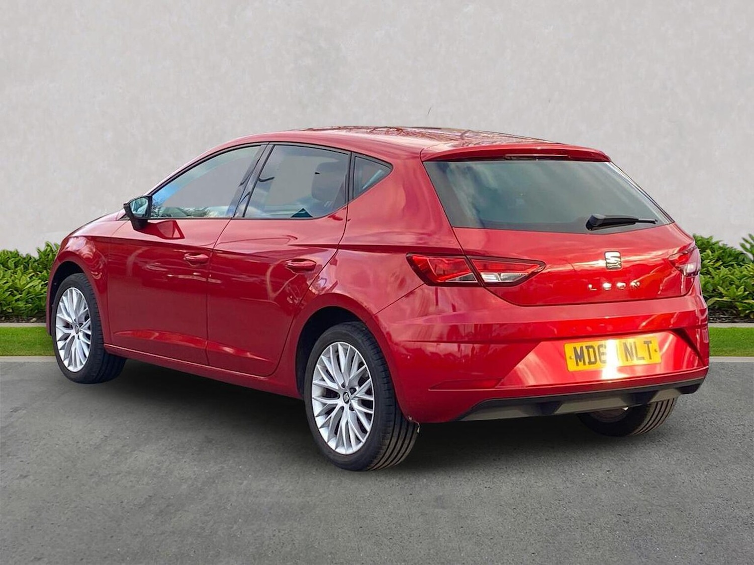 Used SEAT Leon 2019 for sale - 76598907: Photo 2