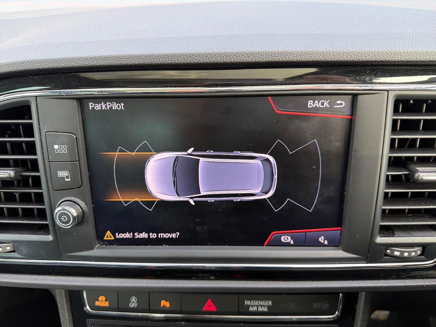 Used SEAT Leon 2020 for sale - 78211142: Photo 25