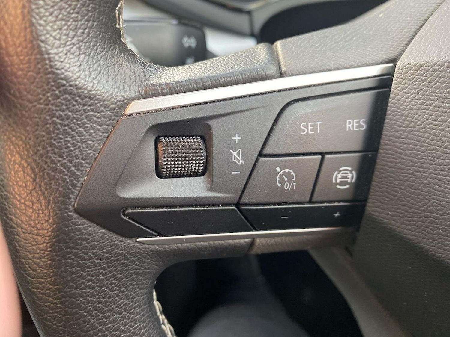 Used SEAT Arona 2023 for sale - 76837123: Photo 27