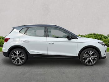 Used SEAT Arona 2025 for sale - 79724997: Photo