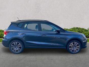 Used SEAT Arona 2025 for sale - 77488528: Photo