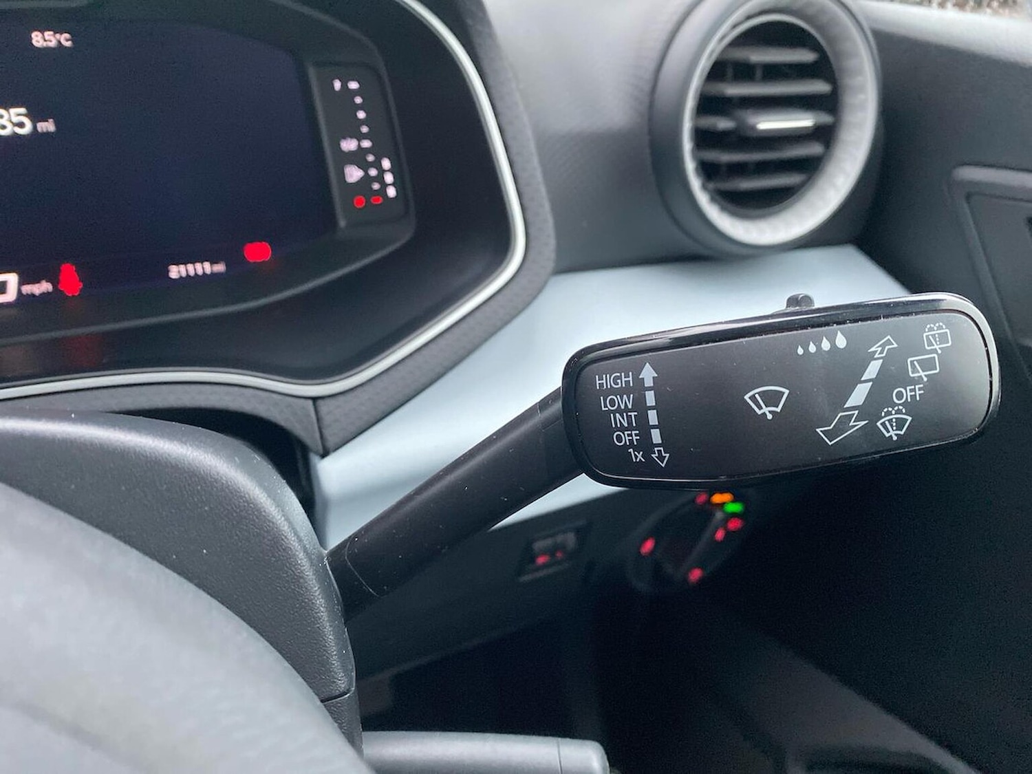 Used SEAT Arona 2023 for sale - 76879667: Photo 28