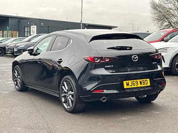 Used Mazda Mazda3 2019 for sale - 76198454: Photo 2