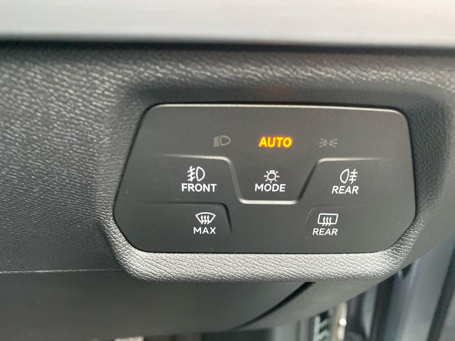 Used SEAT Leon 2021 for sale - 76598908: Photo 22