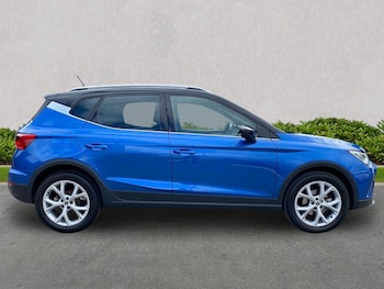 Used SEAT Arona 2024 for sale - 78659622: Photo