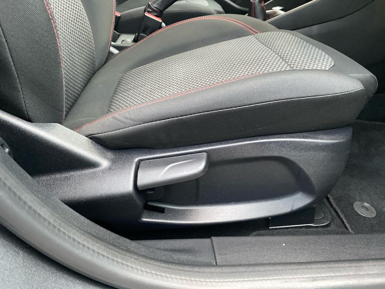 Used Ford Fiesta 2019 for sale - 77061563: Photo 32