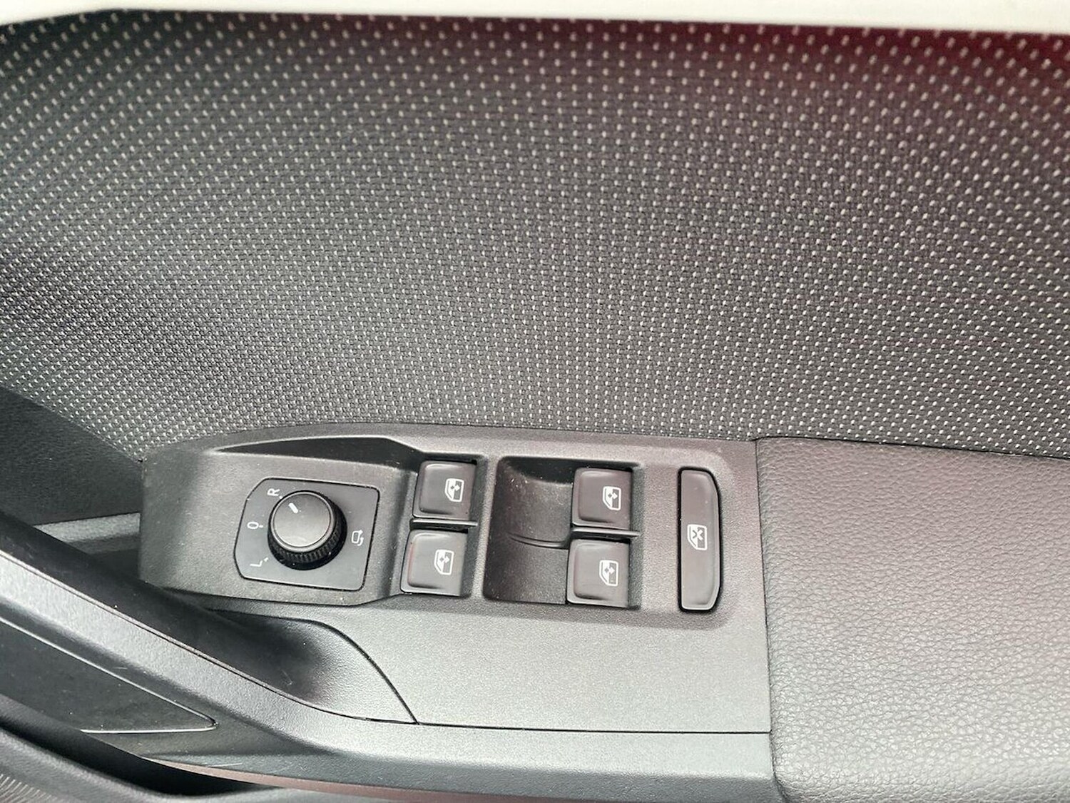 Used SEAT Arona 2018 for sale - 76859231: Photo 21