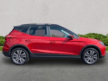 Used SEAT Arona 2023 for sale - 79616509: Photo