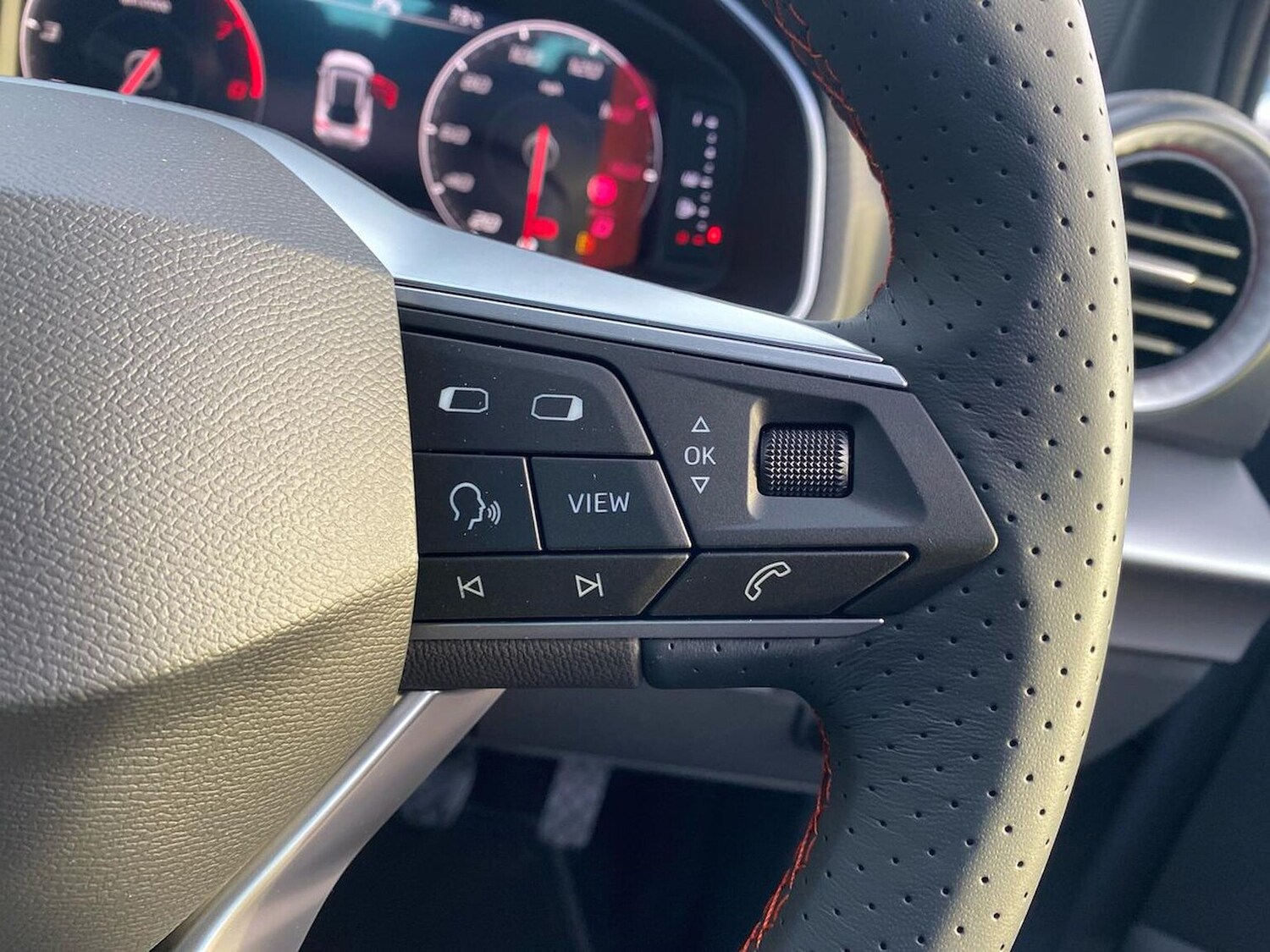 Used SEAT Arona 2025 for sale - 76968986: Photo 28