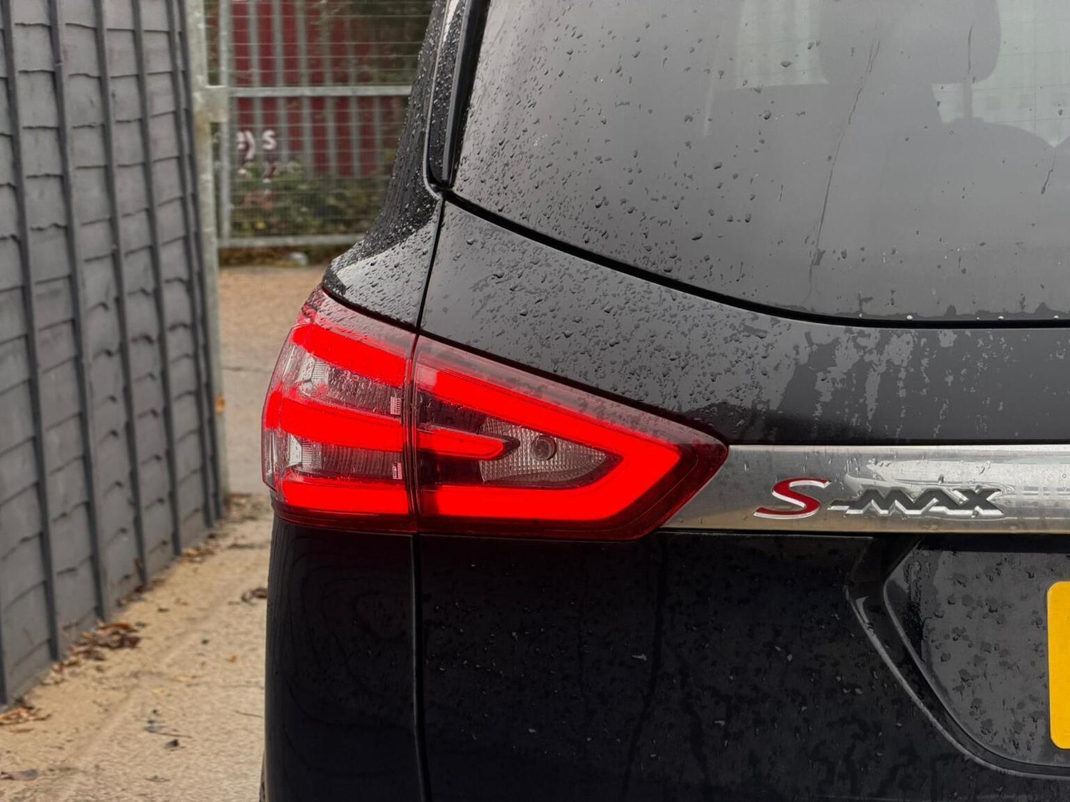 Used Ford S-Max 2017 for sale - 76536866: Photo 8