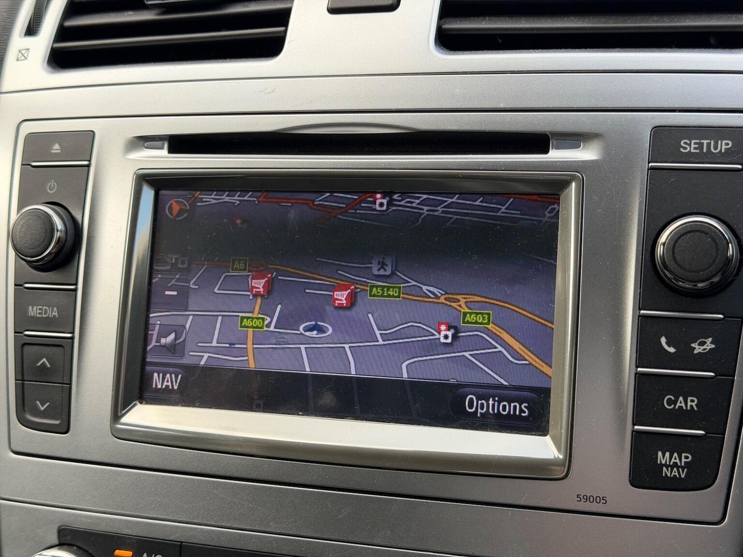 Used Toyota Avensis 2012 for sale - 76769764: Photo 17