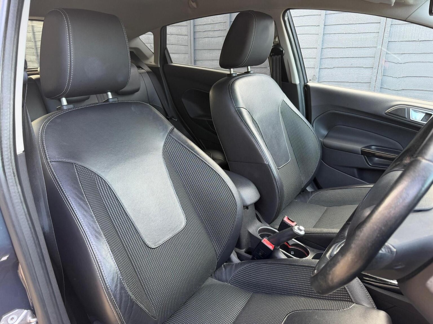 Used Ford Fiesta 2015 for sale - 76471194: Photo 13