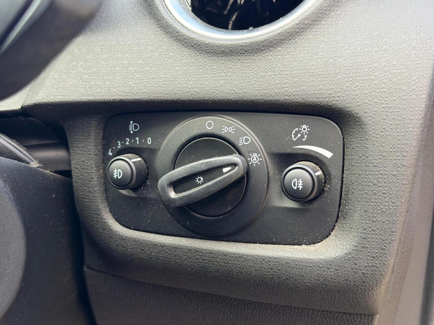 Used Ford Fiesta 2015 for sale - 76471194: Photo 21