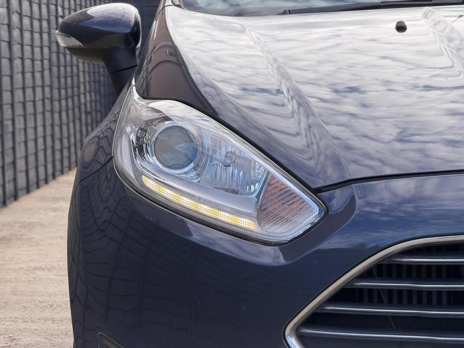 Used Ford Fiesta 2015 for sale - 76471194: Photo 4