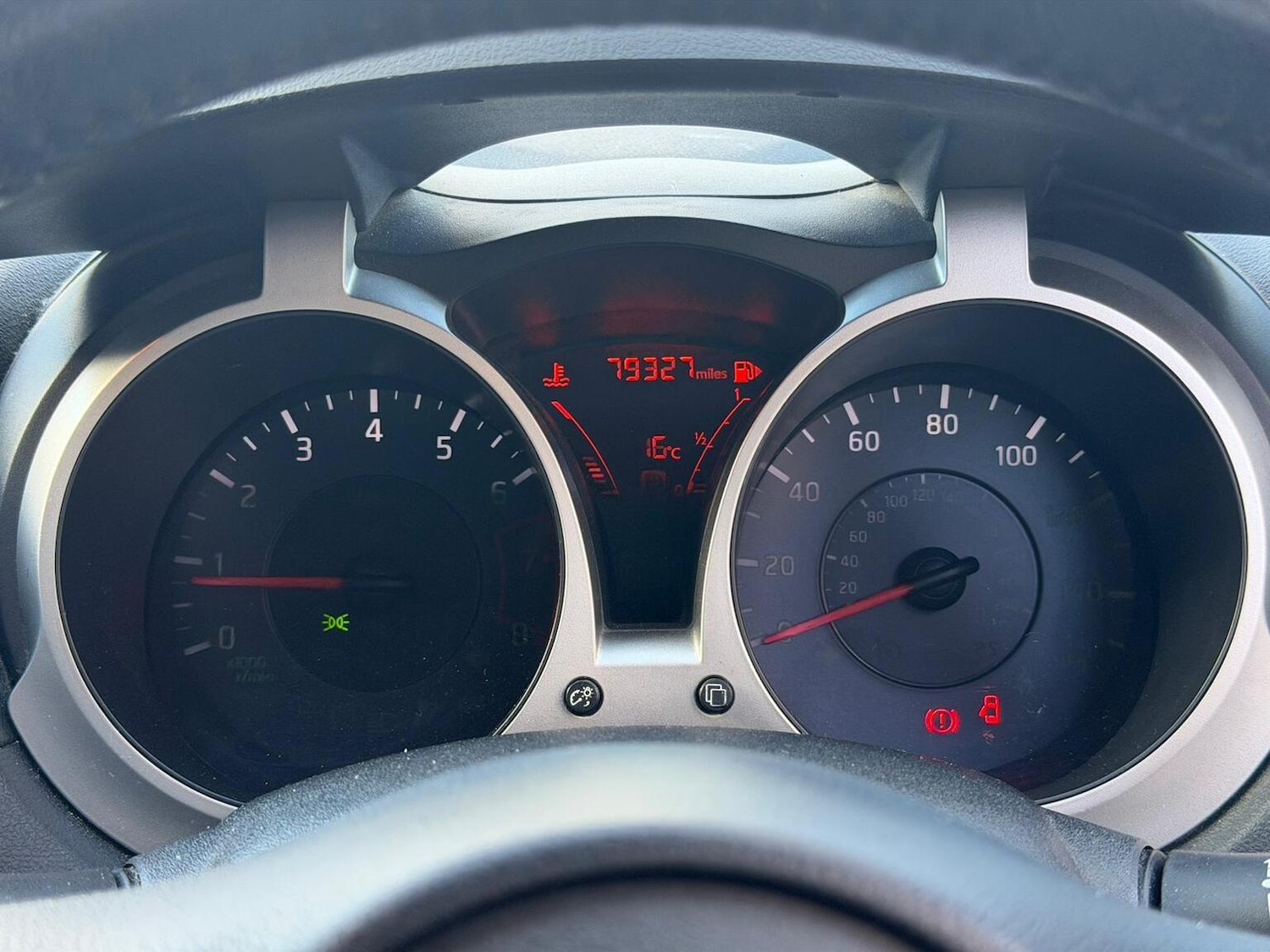 Used Nissan Juke 2014 for sale - 76769904: Photo 17