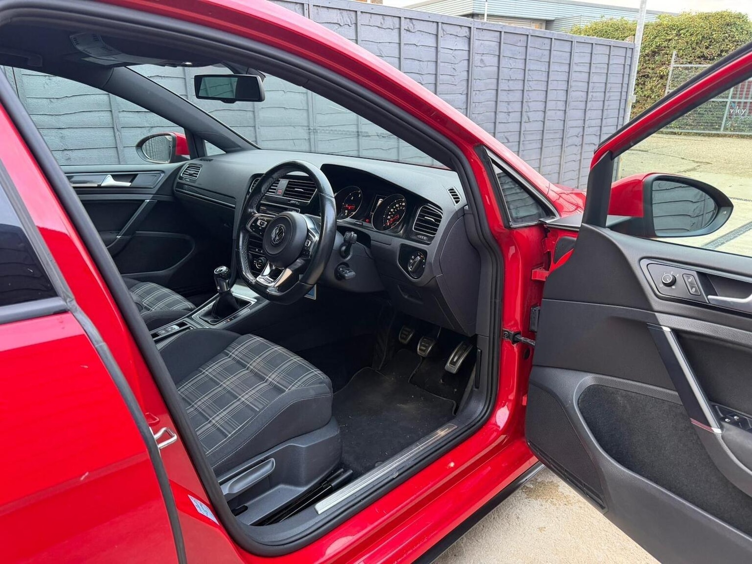 Used Volkswagen Golf 2013 for sale - 76483066: Photo 12