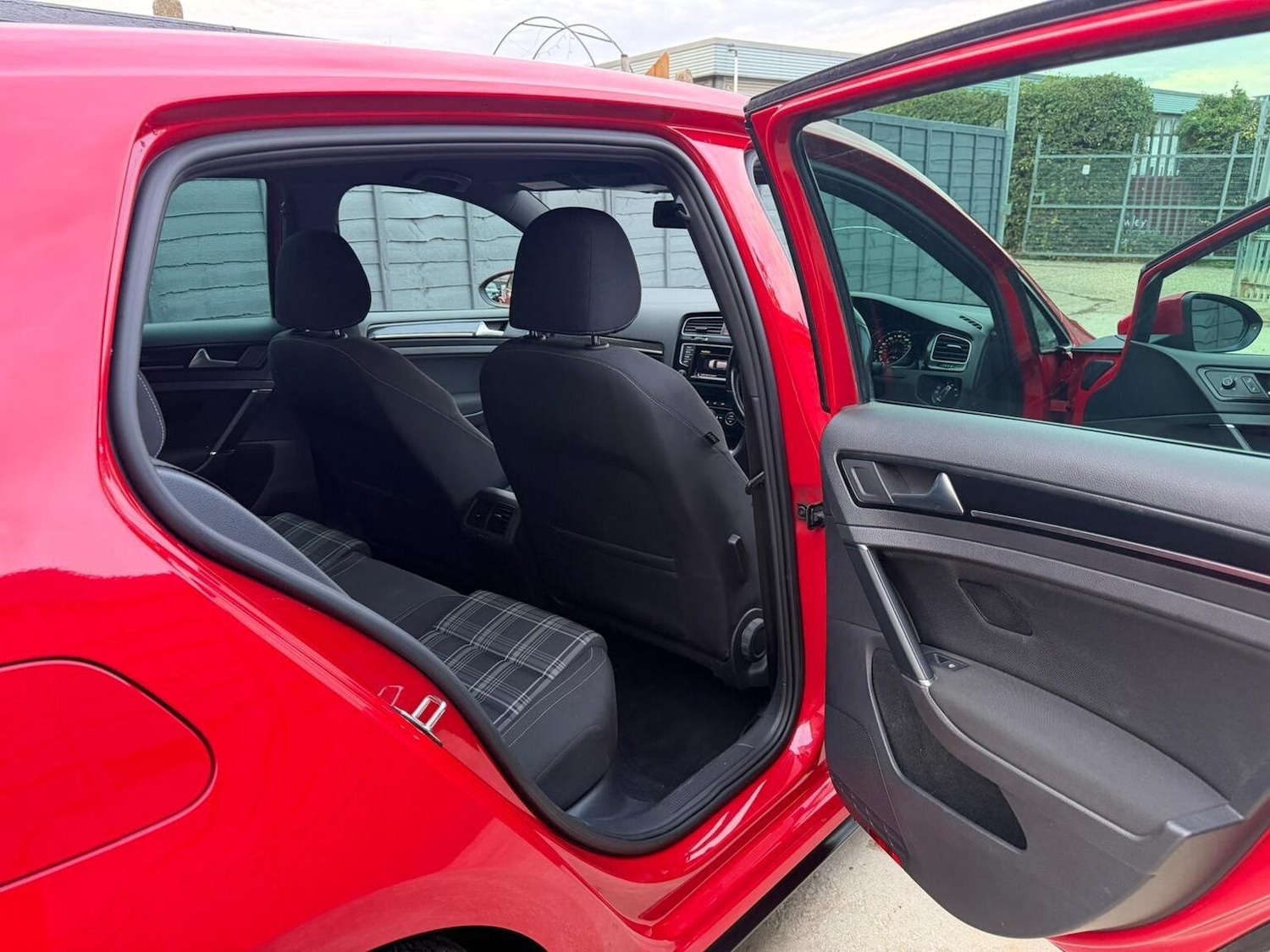 Used Volkswagen Golf 2013 for sale - 76483066: Photo 14