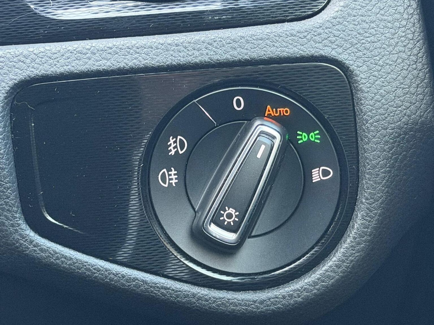 Used Volkswagen Golf 2013 for sale - 76483066: Photo 19