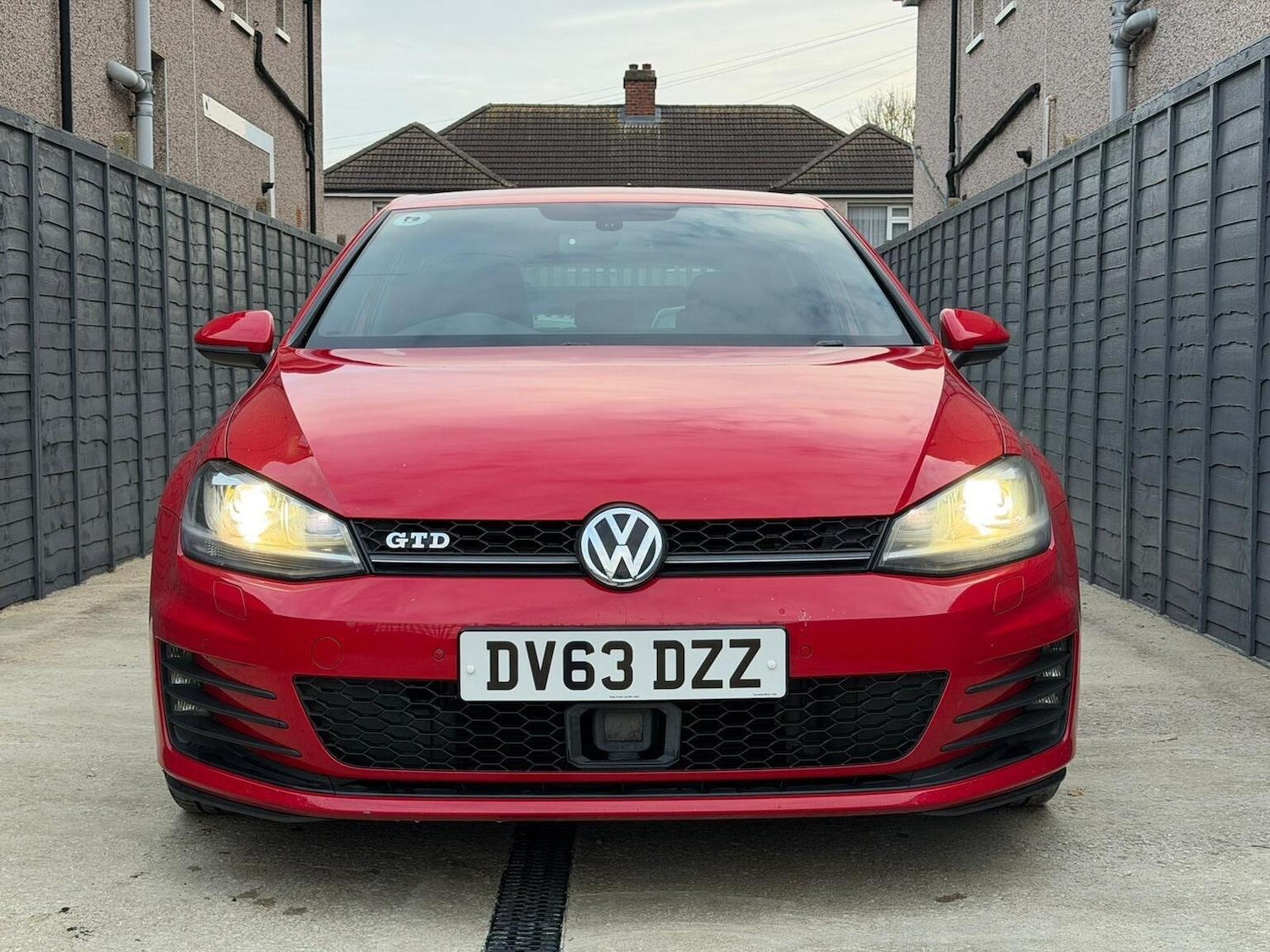 Used Volkswagen Golf 2013 for sale - 76483066: Photo 2