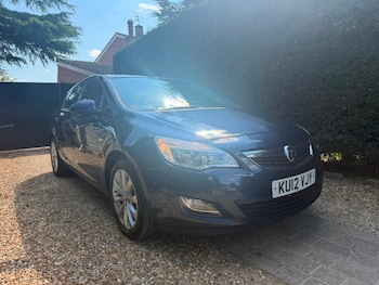 Used Vauxhall Astra 2012 for sale - 79154001: Photo