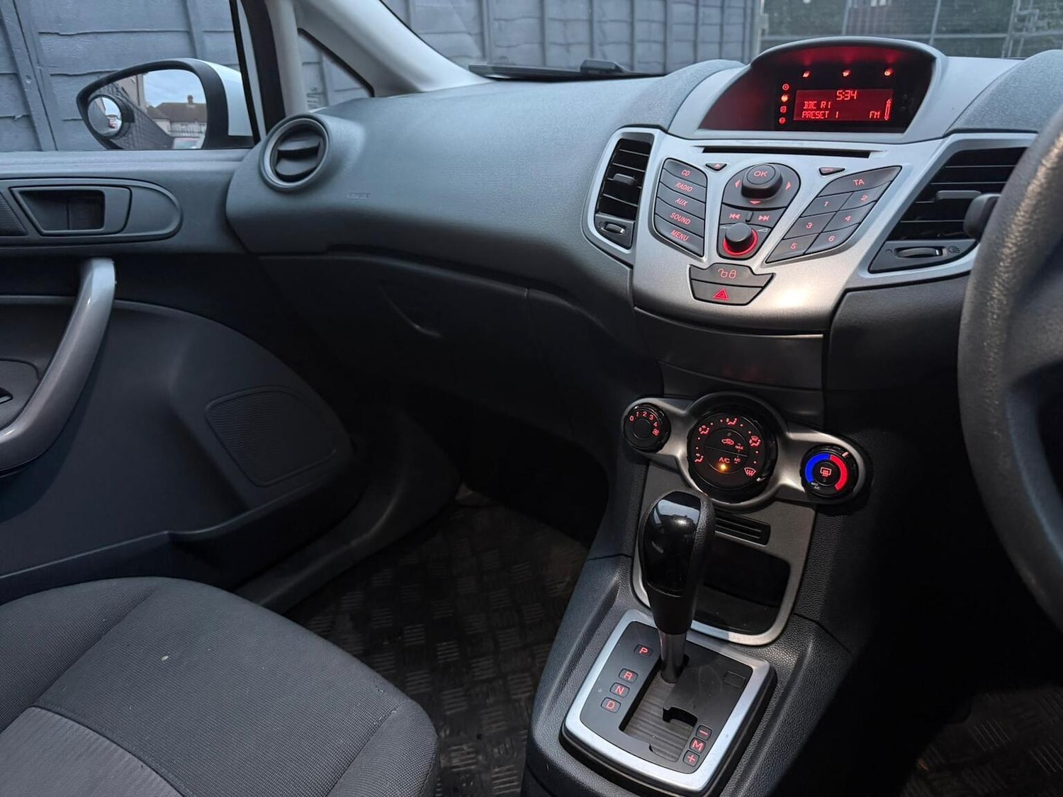 Used Ford Fiesta 2010 for sale - 76482983: Photo 16